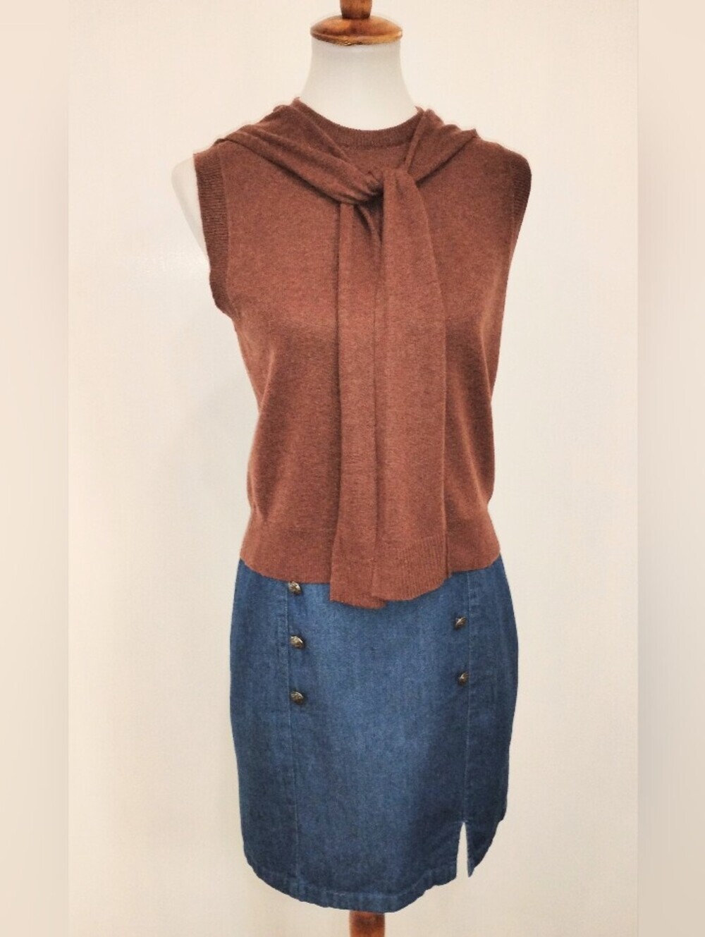 SUN RIVER DOUBLE BUTTON DENIM SKIRT - Picture 2 of 6